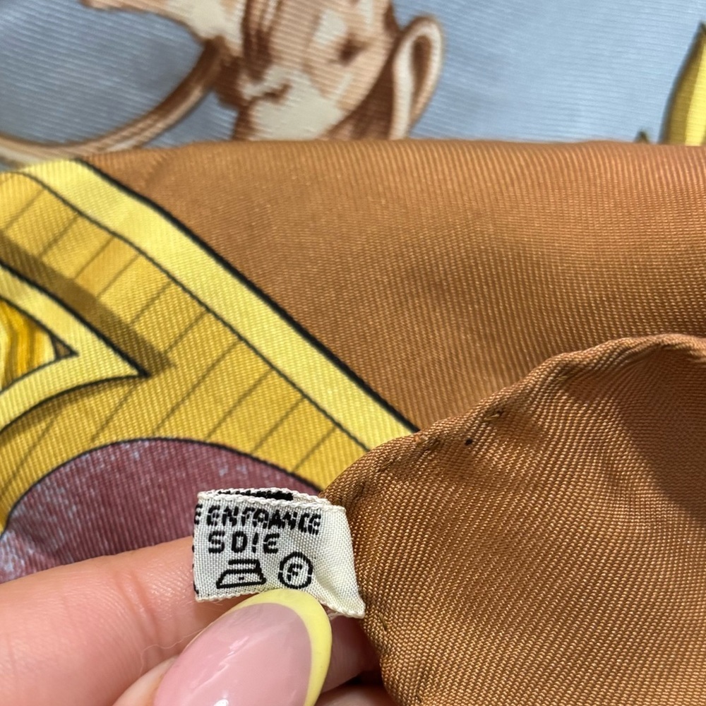 HERMES PARIS Chiens et Valets by Charles J. Hallo Silk Scarf France 1963 - Picture 12 of 13
